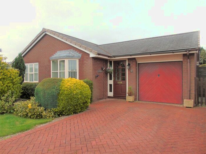 Houses for sale in Garthmyl, SY21, Powys