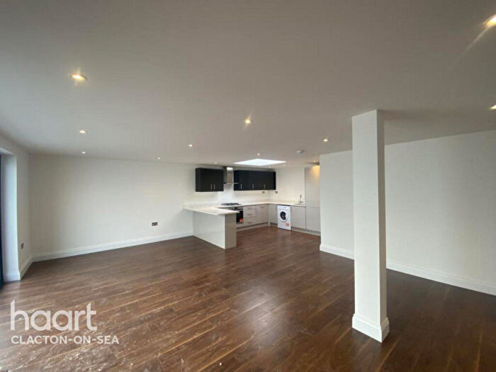 3 Bedroom Penthouse To Rent In Kings Parade, Clacton On Sea, CO15