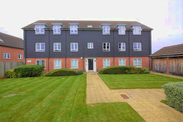2 Bedroom Apartment To Rent In Pimlico House, Victoria Road, Ongar, CM59F