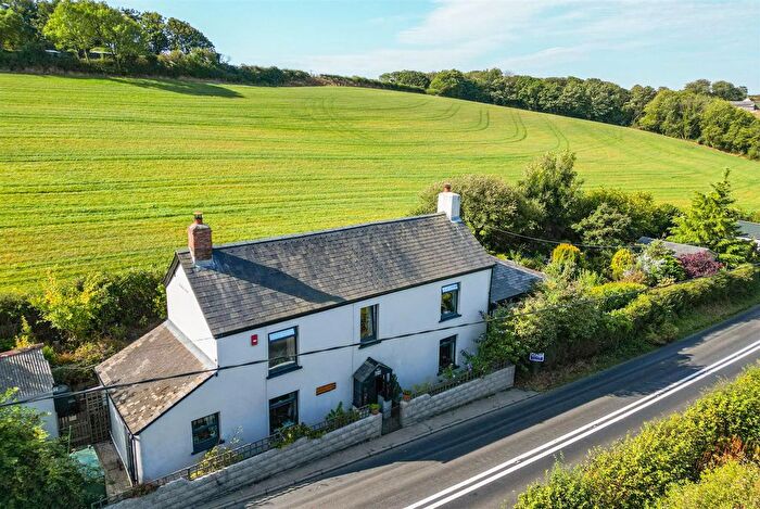 3 Bedroom Detached House For Sale In Horns Cross, Bideford, EX39
