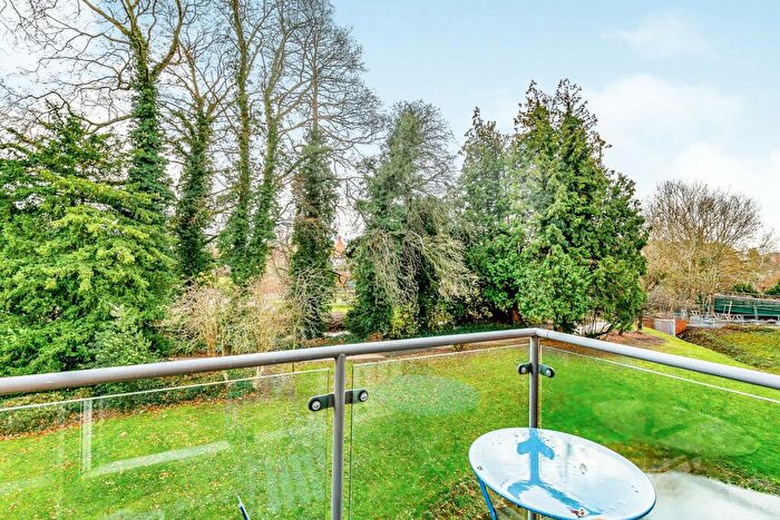 2 Bedroom Apartment To Rent In Candleford Court, Buckingham, MK18
