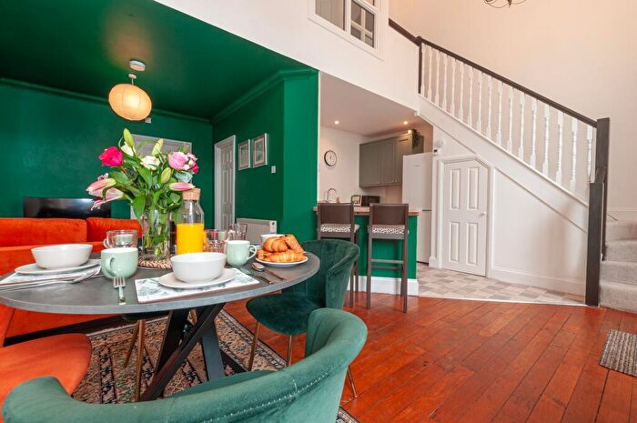 2 Bedroom Terraced House For Sale In Constance Place, Plymouth, PL1