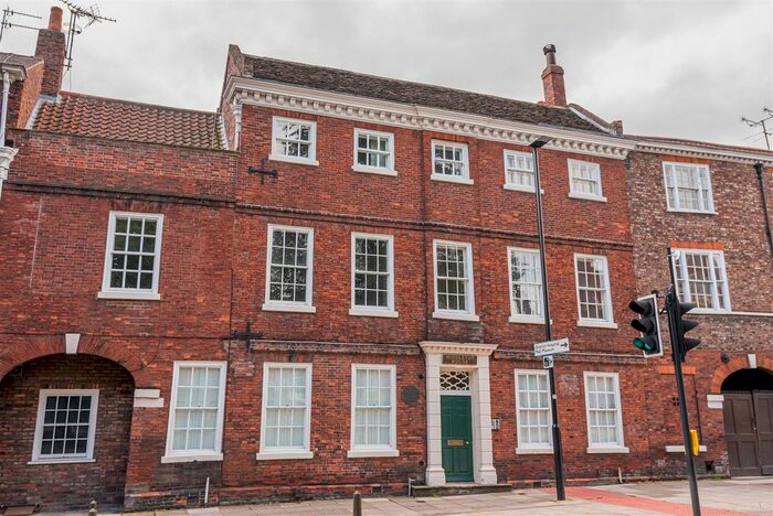 2 Bedroom Flat To Rent In Monkgate, York, YO31