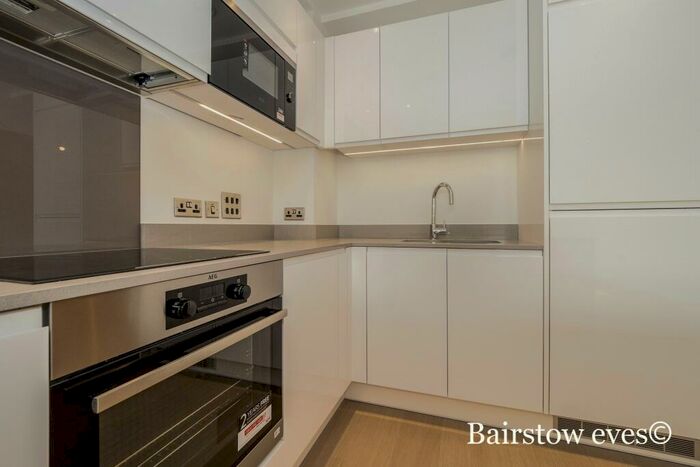 2 Bedroom Apartment To Rent In Oculus House, Barking, IG11