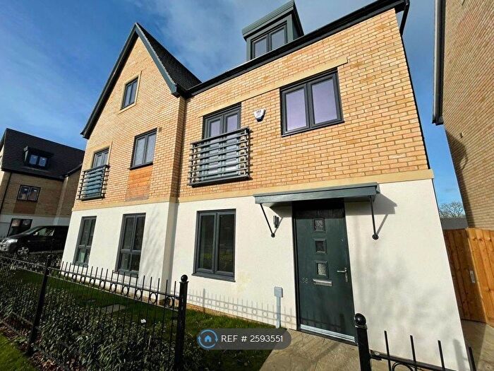 3 Bedroom Semi-Detached House To Rent In Hayton Way, Kingsmead, Milton Keynes, MK4