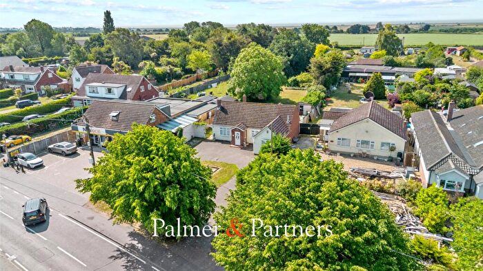 3 Bedroom Detached House For Sale In Point Clear Road, St. Osyth, Clacton-on-Sea, Essex, CO16