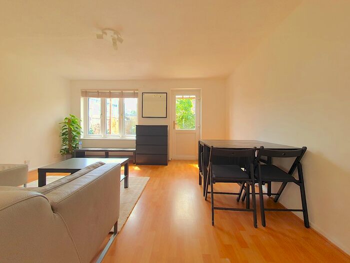 3 Bedroom Terraced House To Rent In Coverley Close, London, E1