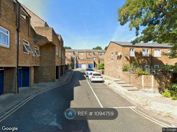 1 Bedroom Flat To Rent In Anna Close, London, E8