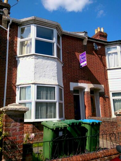 4 Bedroom Property To Rent In Avenue Road, Southampton, SO14