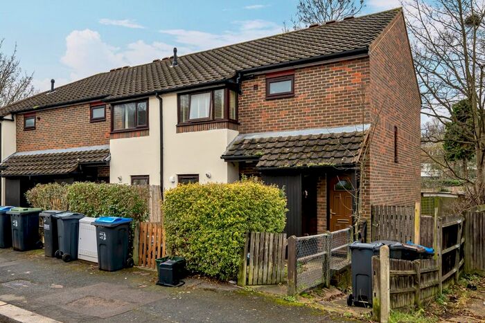 1 Bedroom Maisonette To Rent In Hancock Road, London, SE19