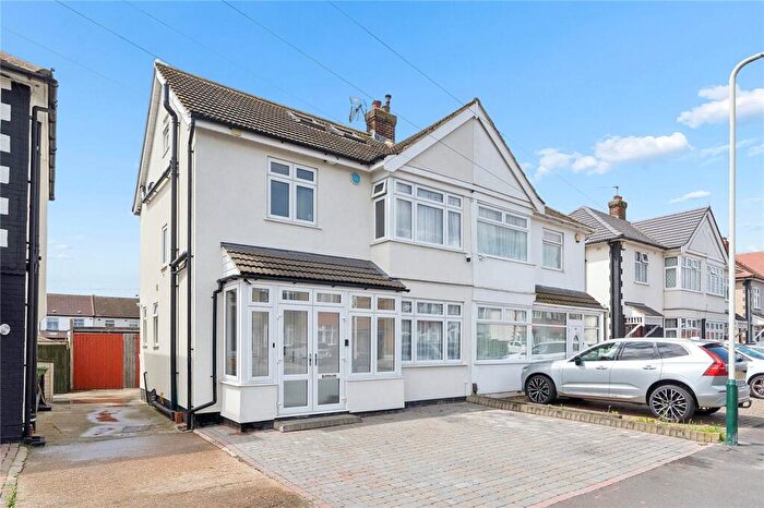 4 Bedroom Semi-Detached House For Sale In Penerley Road, Rainham, RM13