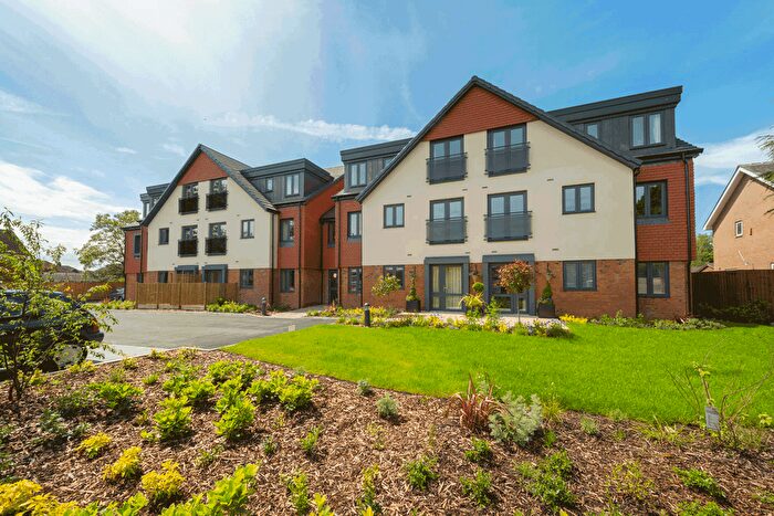 2 Bedroom Flat To Rent In Cop Lane, Penwortham, Preston, PR1