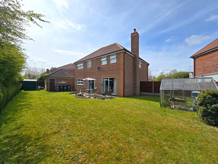 4 Bedroom Detached House For Sale In Ealham Close, Canterbury, CT4