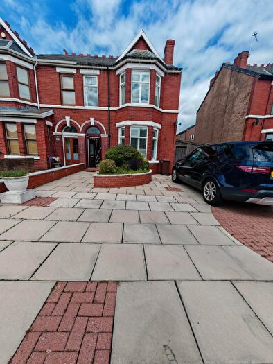 4 Bedroom Semi-Detached House For Sale In Sussex Road, Southport, PR8