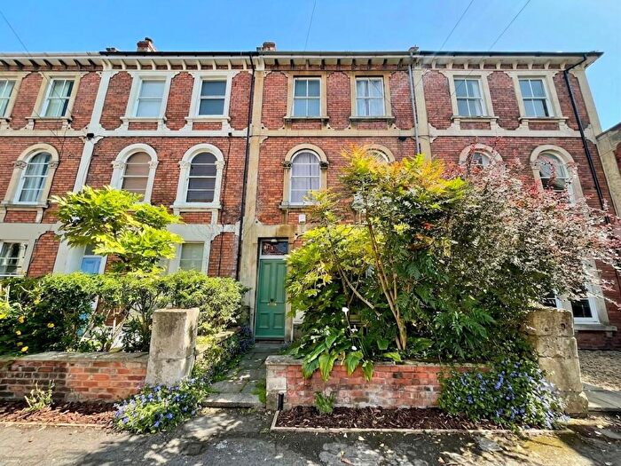 4 Bedroom Terraced House To Rent In Clifton, Sunningdale, BS8