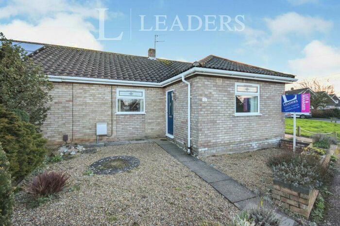 3 Bedroom Semi-Detached House To Rent In The Paddocks, Old Catton, Norwich, NR6