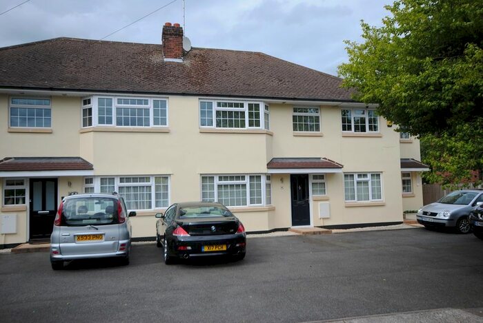 1 Bedroom Flat To Rent In Fourth Avenue, Chelmsford CM1