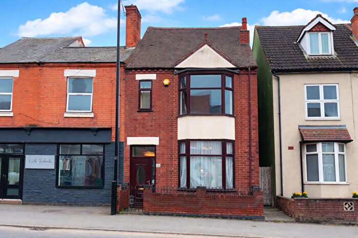 3 Bedroom Semi Detached House For Sale In Newtown Road, Bedworth, CV12