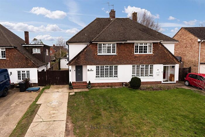 3 Bedroom Semi-Detached House For Sale In Purcell Avenue, Tonbridge, TN10