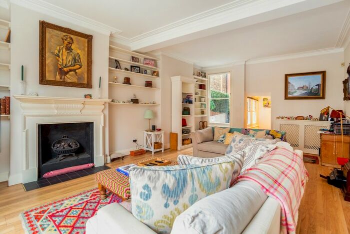 1 Bedroom Flat To Rent In Fulham Park Gardens, London SW6