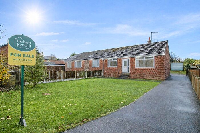 2 Bedroom Semi Detached Bungalow For Sale In Potovens Lane, Lofthouse, Wakefield, WF3