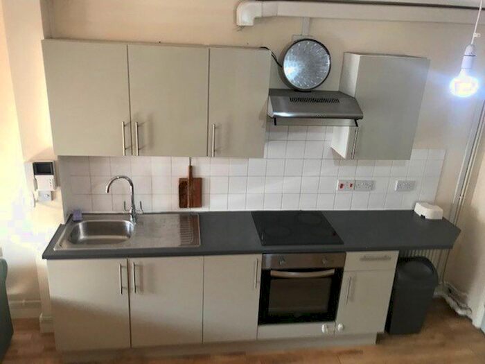 1 Bedroom Flat To Rent In London Road, Headington, Oxford OX3