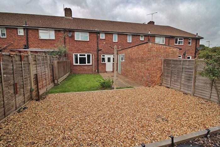 3 Bedroom Terraced House For Sale In Stroudwood Road, West Leigh, PO9