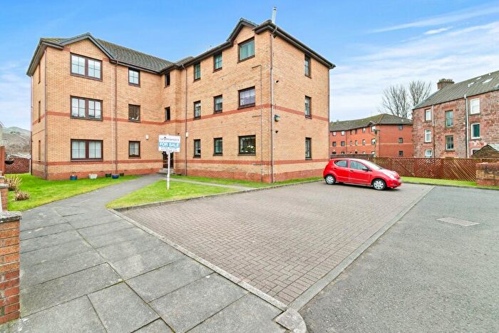 2 Bedroom Flat For Sale In Castlegreen Crescent, Dumbarton, West Dunbartonshire, G82
