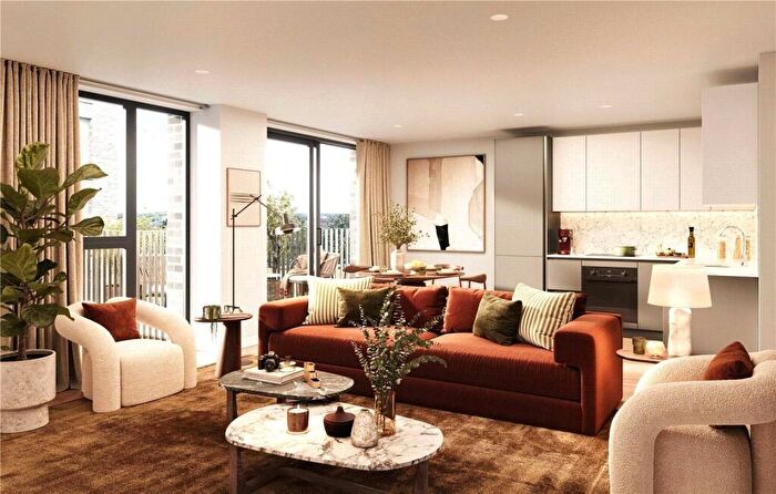 2 Bedroom Apartment For Sale In Bromley Street, Manchester, Greater Manchester, M4