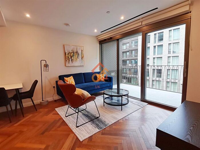 1 Bedroom Flat To Rent In Saxon House, Parkland Walk, London, SW6