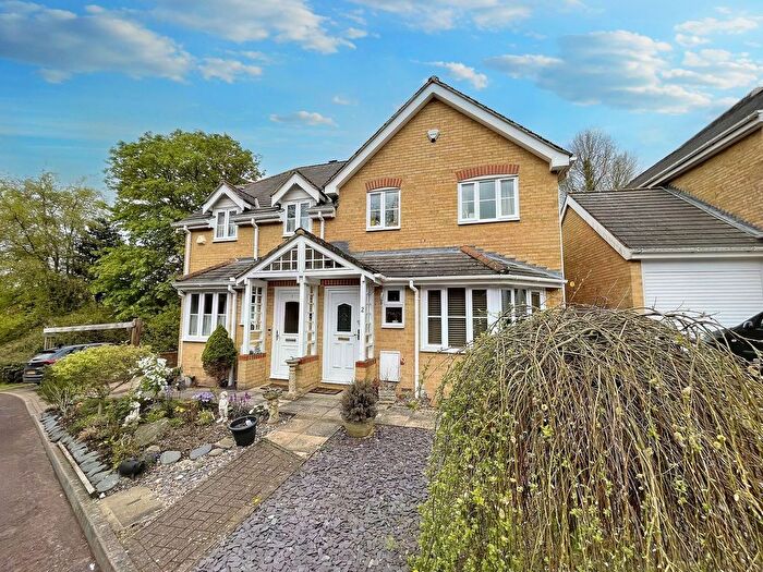 3 Bedroom Semi Detached House To Rent In Foxwood Grove, Pratts Bottom, Orpington, BR6