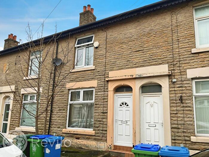 2 Bedroom Terraced House For Sale In Prince Street, Rochdale, Greater Manchester, OL16