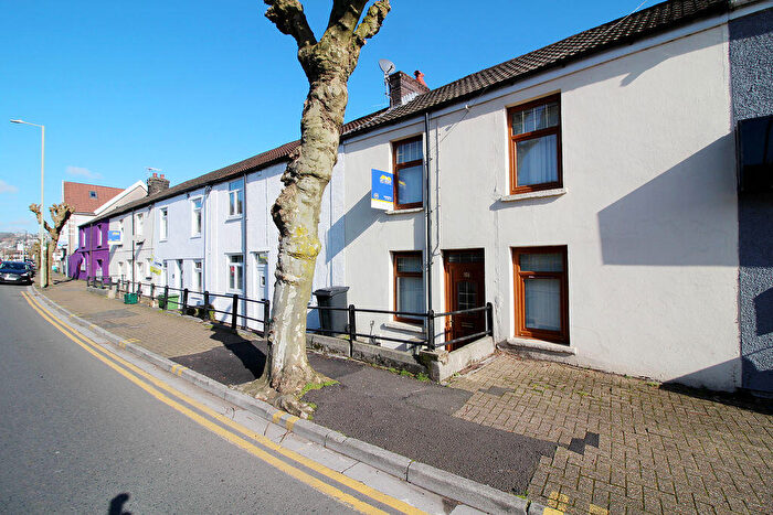 4 Bedroom Terraced House For Sale In Broadway, Treforest, Pontypridd, CF37