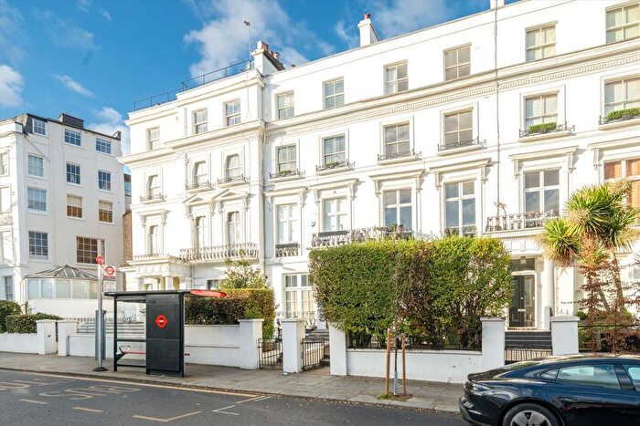 2 Bedroom Flat To Rent In Pembridge Villas, Notting Hill, W11