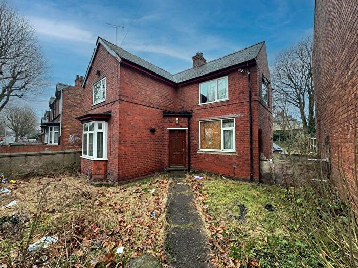 5 Bedroom Property For Sale In Wolverhampton Street, Bilston, West Midlands, WV14