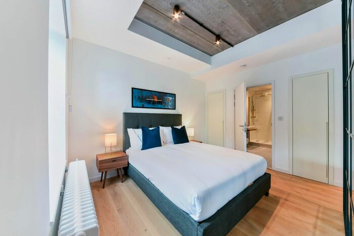 Studio To Rent In Douglas Tower, Goodluck Hope, London, E14