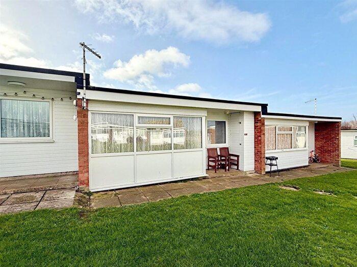 2 Bedroom Chalet For Sale In Newport Road, Hemsby, NR29