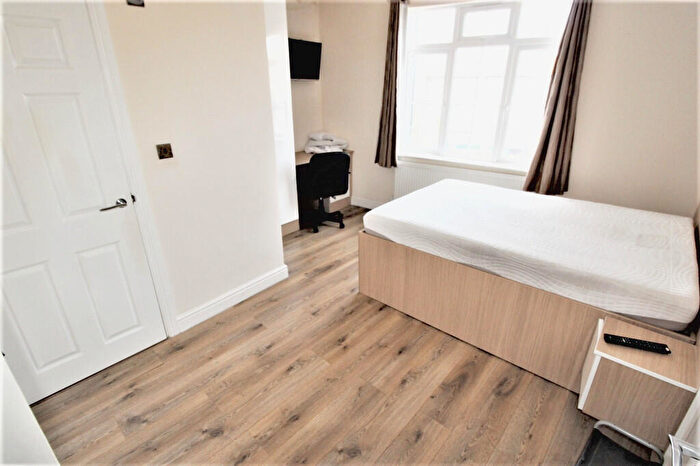 5 Bedroom Terraced House To Rent In Brays Lane, Coventry, CV2