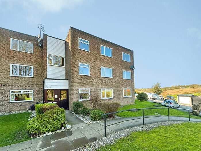 2 Bedroom Flat For Sale In Heywood Court, Manchester, M24