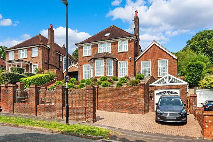 6 Bedroom Detached House For Sale In Monahan Avenue, Purley, CR8