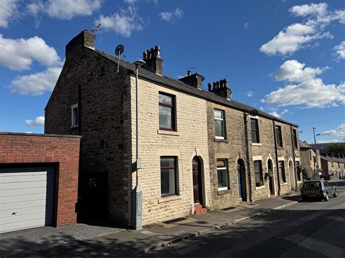 2 Bedroom End Of Terrace House For Sale In Edgerton Street, Mossley, OL5