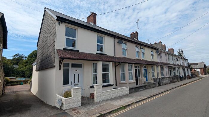 2 Bedroom End Terrace House For Sale In North Street, Okehampton, Devon, EX20