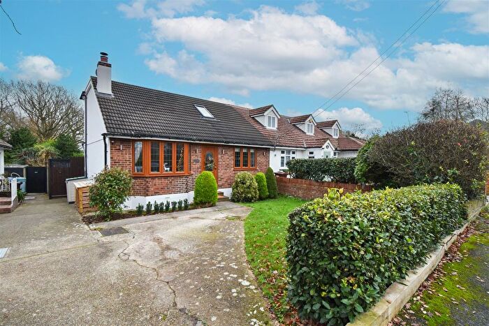 3 Bedroom Semi Detached House For Sale In Spring Pond Meadow, Hook End, Brentwood, CM15