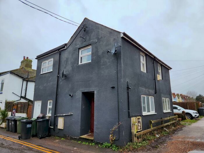 1 Bedroom Flat To Rent In Cross Street, Polegate, BN26