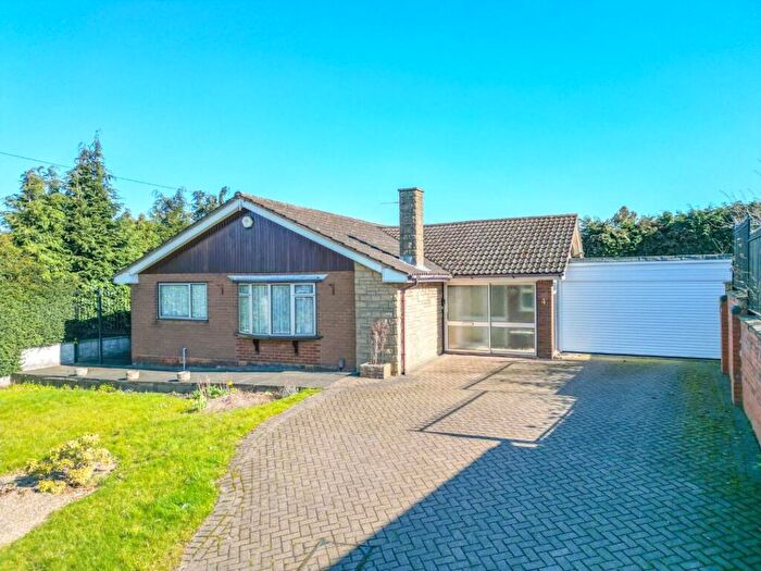 3 Bedroom Detached Bungalow For Sale In College Street, Nuneaton, CV10