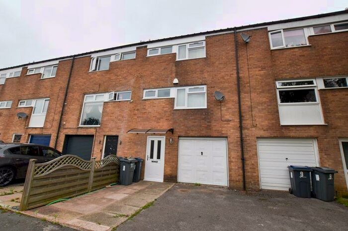 3 Bedroom Terraced House To Rent In Gorsly Piece, Quinton, B32