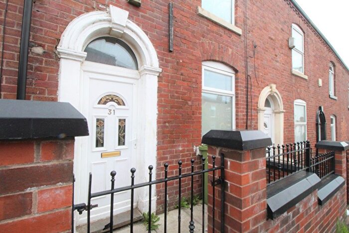 2 Bedroom Terraced House To Rent In Bedroom House To Let-Mansfield Road, OL8