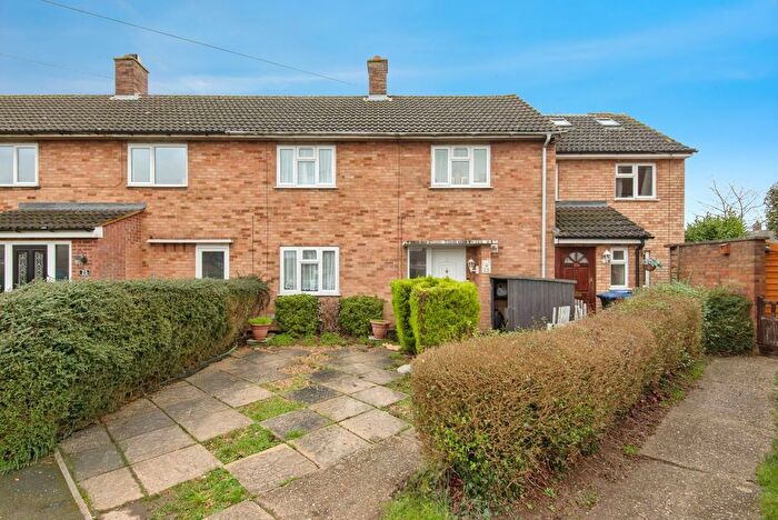 3 Bedroom Terraced House For Sale In Caslon Way, Letchworth Garden City, Hertfordshire, SG6