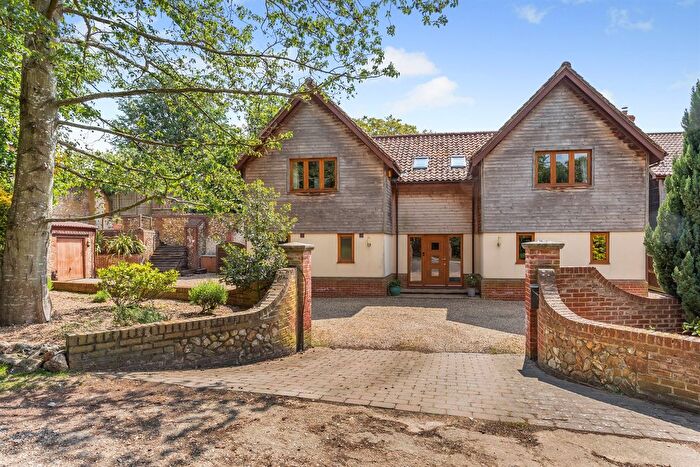 4 Bedroom Detached House For Sale In The Hollow, Stoke Ferry, King's Lynn, PE33