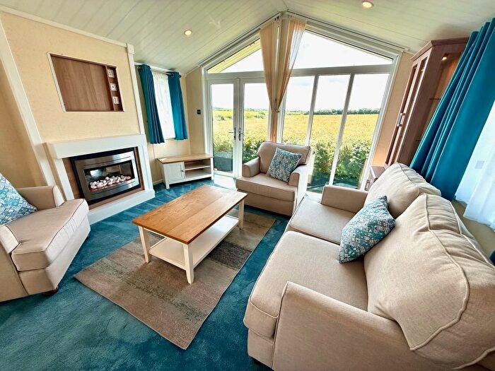 2 Bedroom Mobile/park Home For Sale In Carr Lane, Middleton Morecambe, LA3